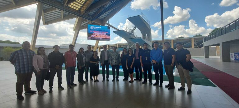 The business delegation visits  the 2,000-seater New Clark City Aquatic Centre, whose design was inspired by the  baklad or a local fish trap. The sports facility, built to be fully compliant with the global standards set by international aquatic governing body Fédération internationale de Natation (FINA), hosted the swimming, diving, and water polo competitions of the 2019 Southeast Asian Games.