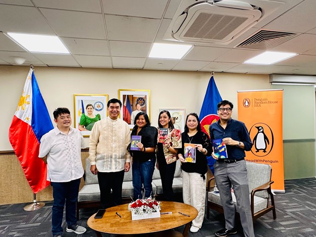 Turnover of signed books by the authors: Cursed and Other Stories (Noelle De Jesus); Assembling Alice (Mookie Katigbak-Lacuesta); The Rosales House (Migs Bravo Dutt); and JOY (Angelo “Sarge” Lacuesta) for the shelves of the Sentro Rizal Library.