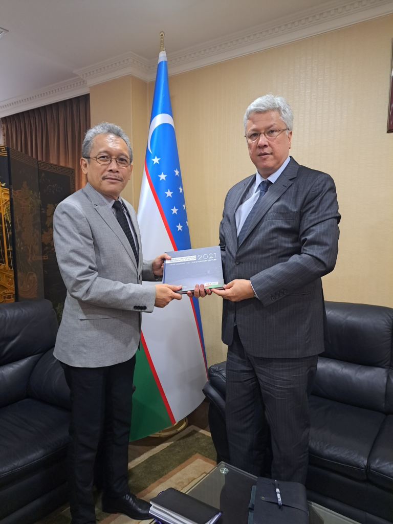 uzbekistan president visit singapore
